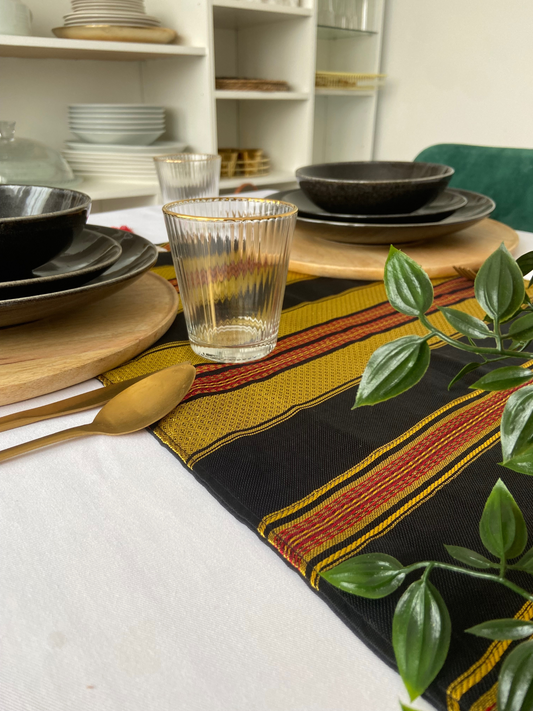 Chemin de table Fouta — Collection BERBÈRE