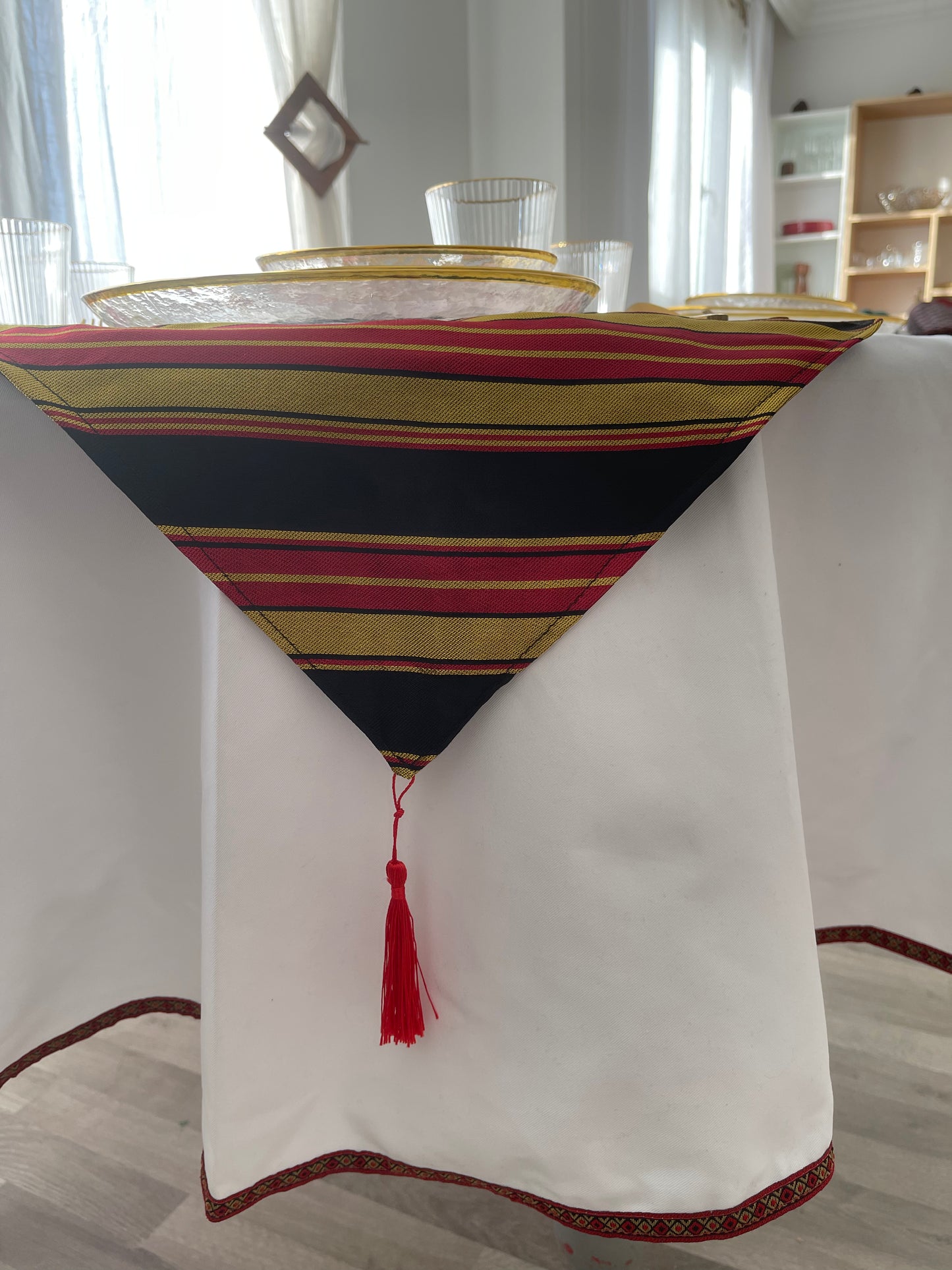 Chemin de table Fouta — Collection BERBÈRE